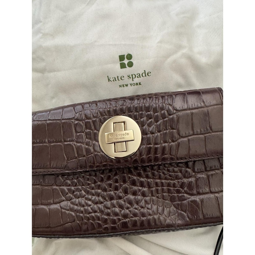 KATE‎ SPADE NY Croc Embossed Cyndy Brown leather turn lock wallet Wrist Clutch